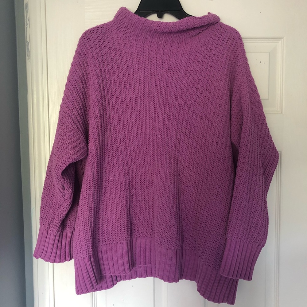Sweater - Picture 4 of 7